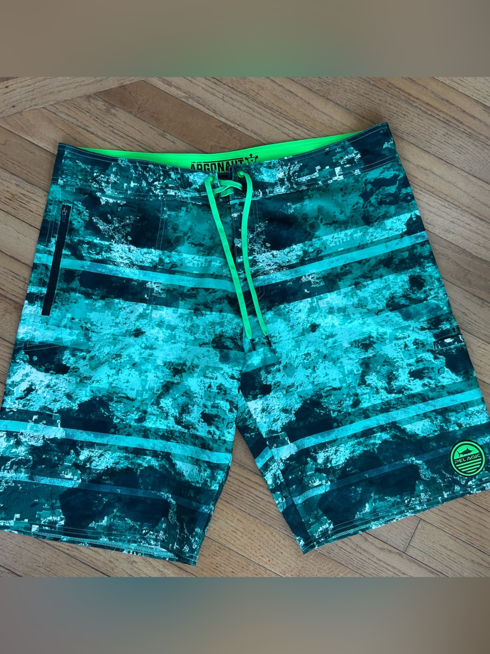 NEW Pelagic Argonaut 8 way stretch board shorts 40